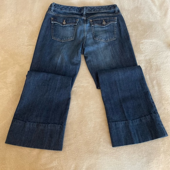 ***SOLD***Banana Republic Low-Rise Cropped Wide Leg Jeans - Size 10 - Picture 10 of 13